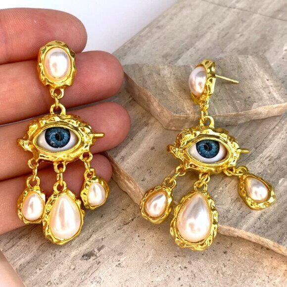NEW ~ Free People Protective Eye Pearl Dangle Gold Earrings - Picture 8 of 10